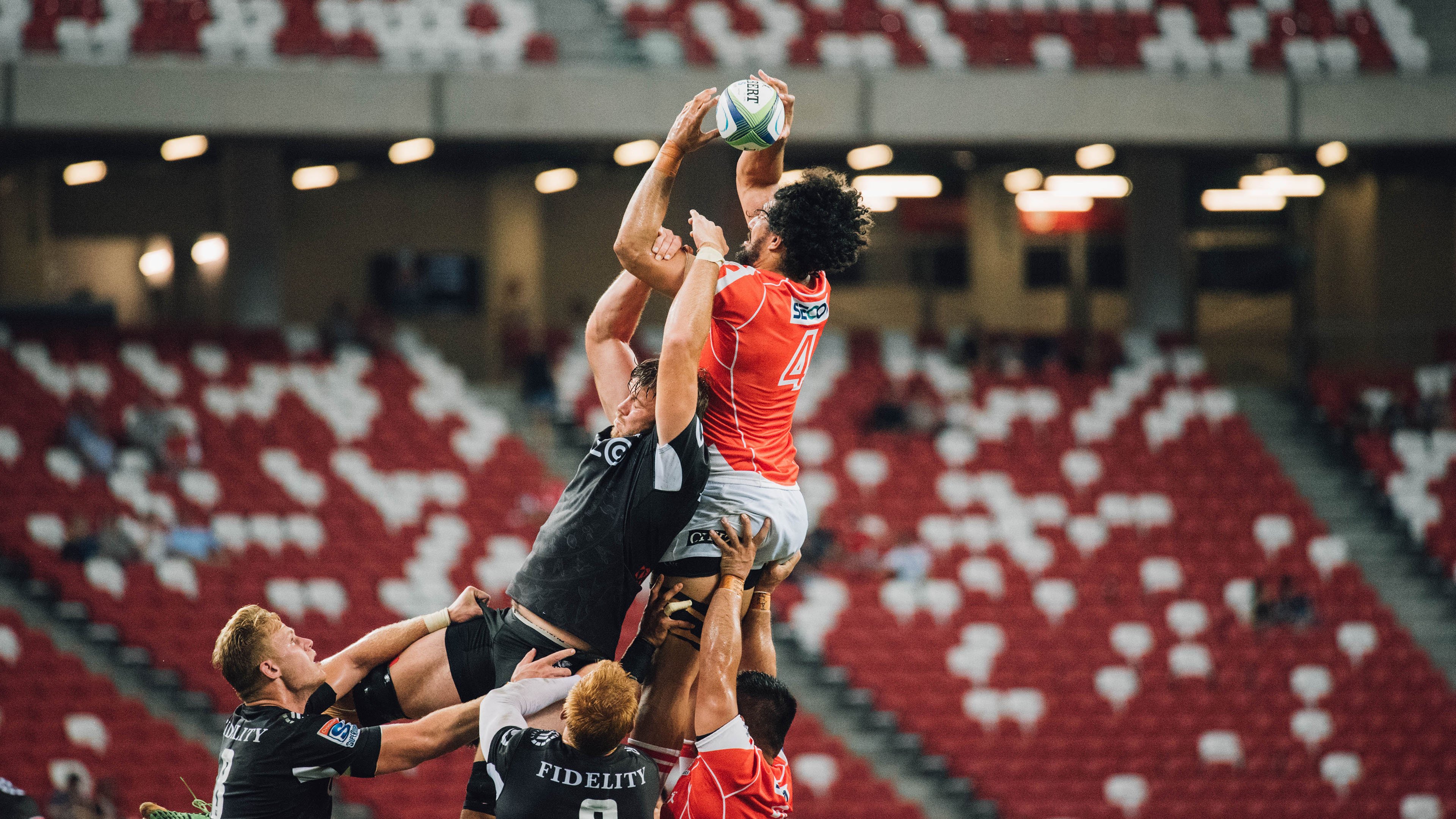 西布朗攻守兼备，铝土矿工全力抢分，西布朗 老板